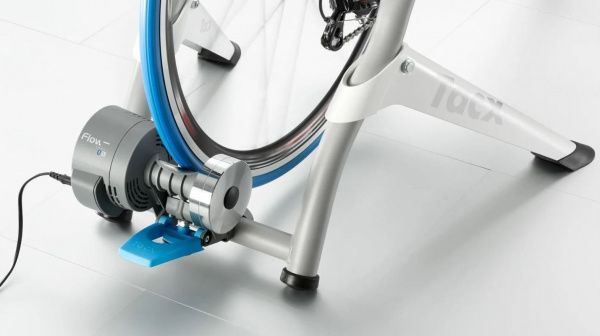 Велостанок Tacx Flow Smart Trainer (T2240.61)